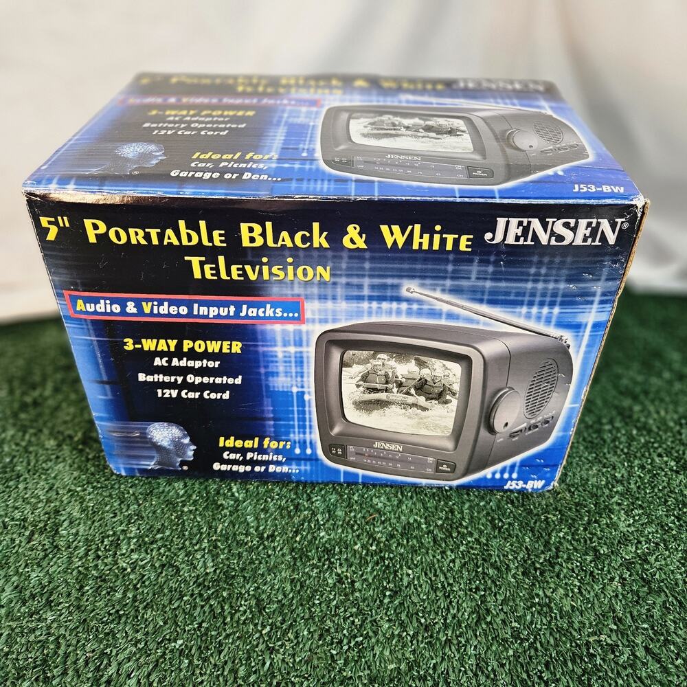 Jensen J53-BW 5" Portable Black & White TV CRT AM FM Radio New In Box 2003